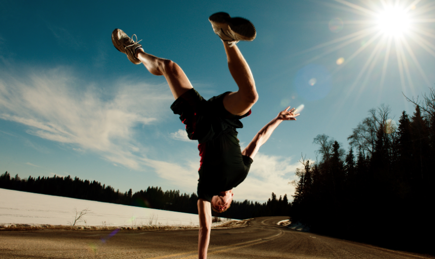 How to do a handstand with one hand – Mastering the skill with Complete Guide